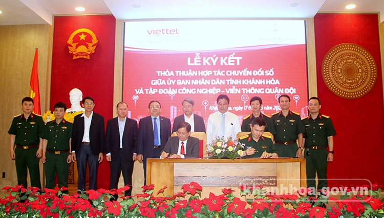 Khánh Hòa và Viettel ký kết hợp tác về chuyển đổi số  – Bộ Công Thương